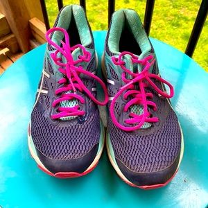 ASICS Women’s Blue Pink Aqua Gel Cumulus 18 Size 9.5